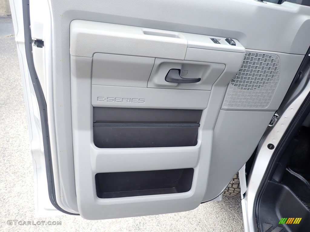 2017 Ford E Series Cutaway E350 Cutaway Commercial Door Panel Photos