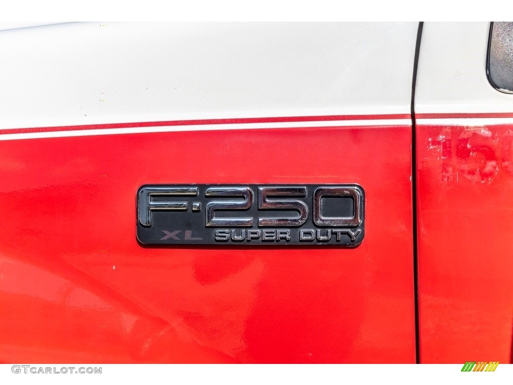 2003 Ford F250 Super Duty XL Regular Cab Marks and Logos Photo #139005611