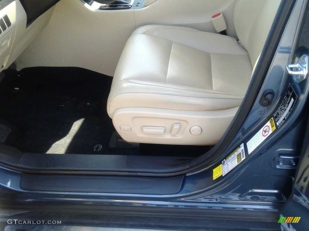 2018 Highlander XLE - Shoreline Blue Pearl / Almond photo #7
