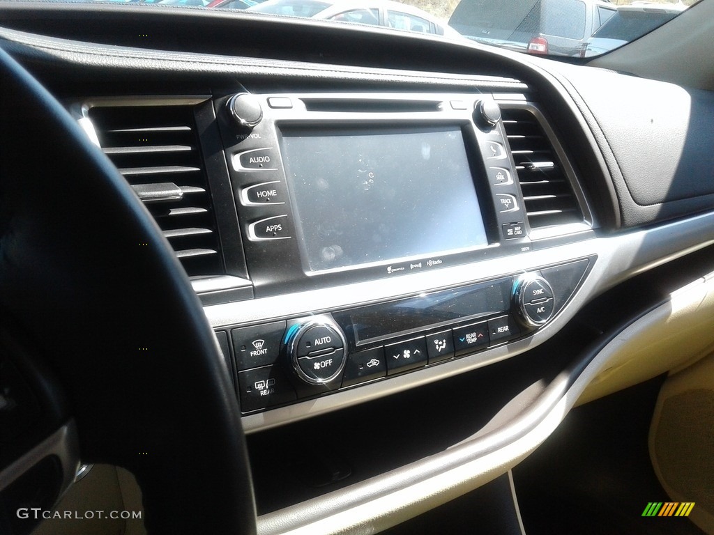 2018 Highlander XLE - Shoreline Blue Pearl / Almond photo #10
