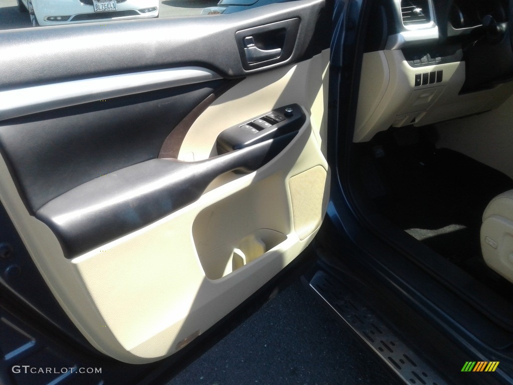 2018 Highlander XLE - Shoreline Blue Pearl / Almond photo #12