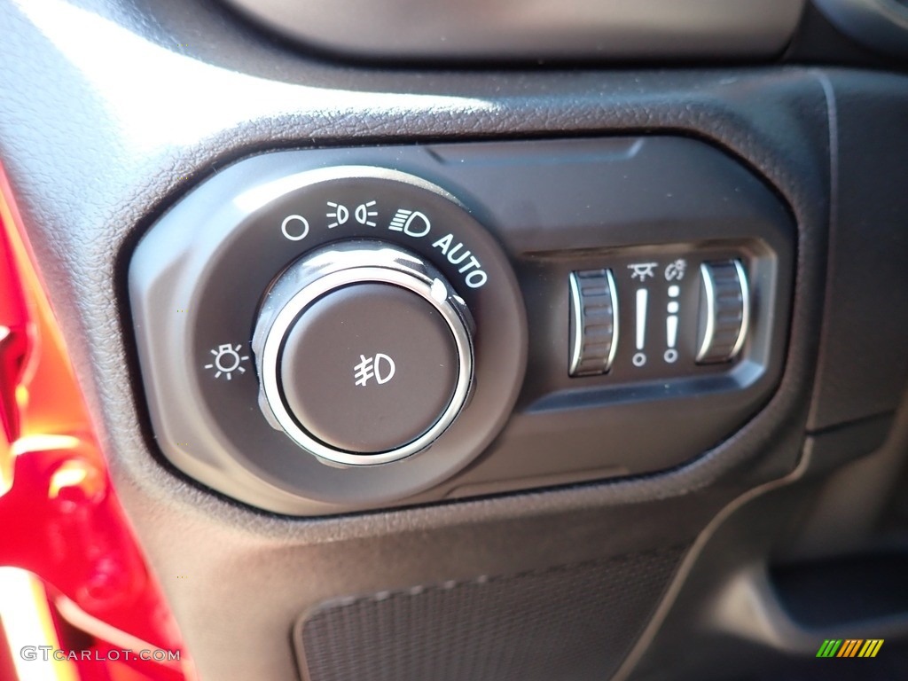 2020 Wrangler Willys 4x4 - Firecracker Red / Black photo #16