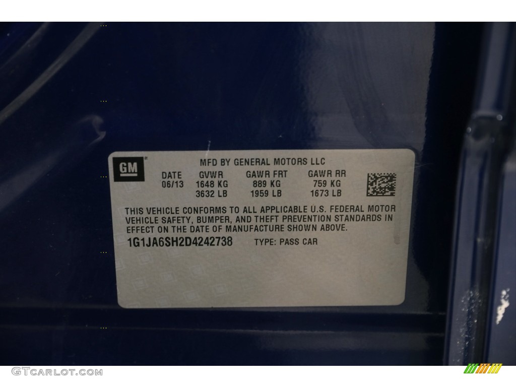 2013 Sonic LS Hatch - Blue Topaz Metallic / Jet Black/Dark Titanium photo #16