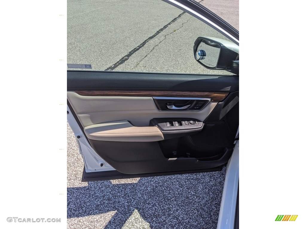 2018 CR-V Touring AWD - White Diamond Pearl / Black photo #5