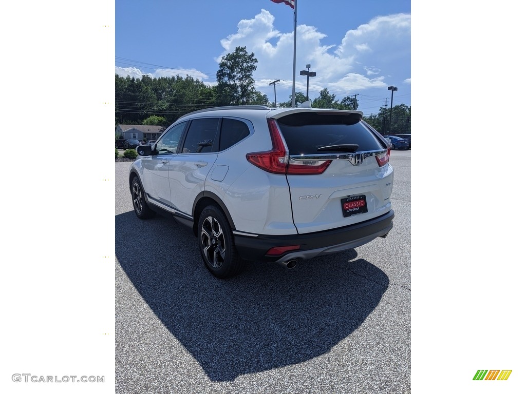 2018 CR-V Touring AWD - White Diamond Pearl / Black photo #10