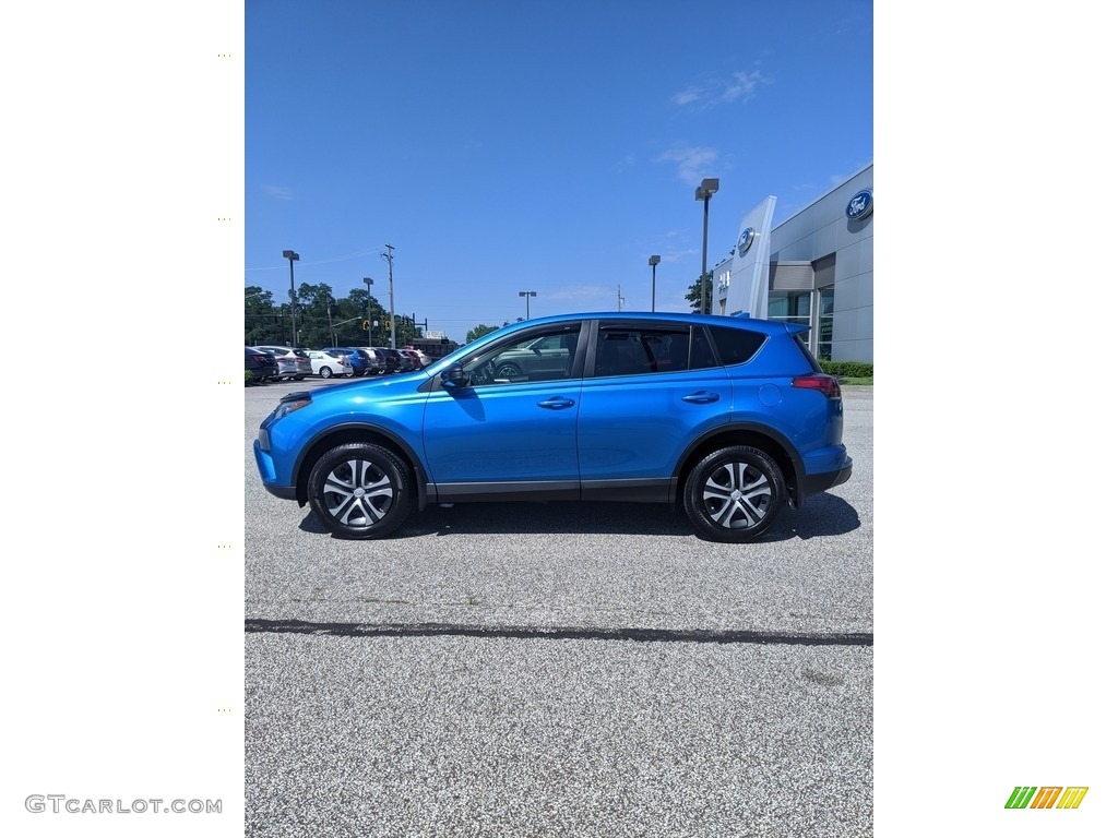 2018 RAV4 LE - Electric Storm Blue / Black photo #10