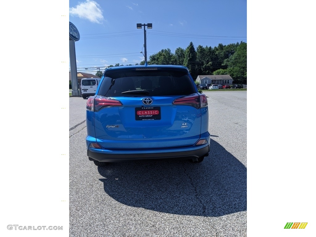 2018 RAV4 LE - Electric Storm Blue / Black photo #12