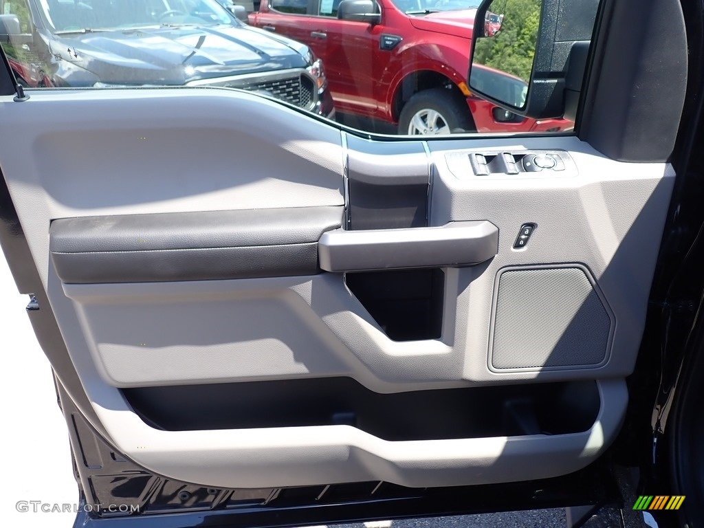 2020 F150 XLT SuperCrew 4x4 - Agate Black / Medium Earth Gray photo #10