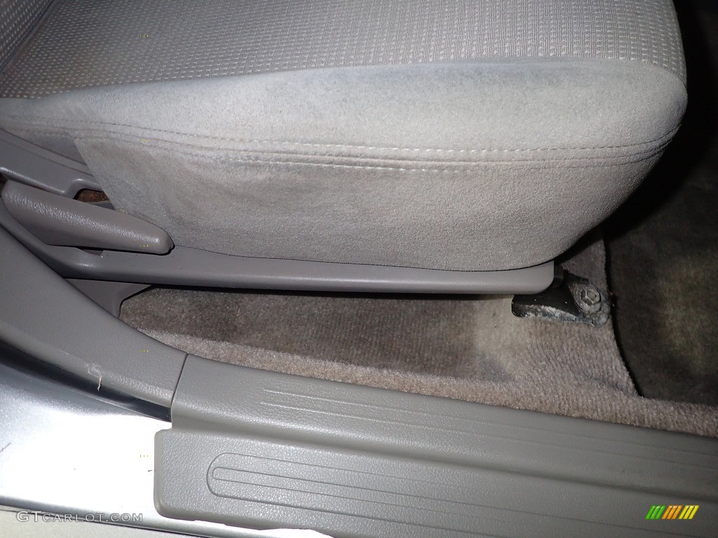 2005 Altima 2.5 S - Code Red / Charcoal photo #25