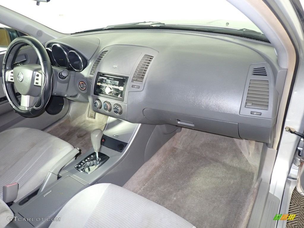 2005 Altima 2.5 S - Code Red / Charcoal photo #26