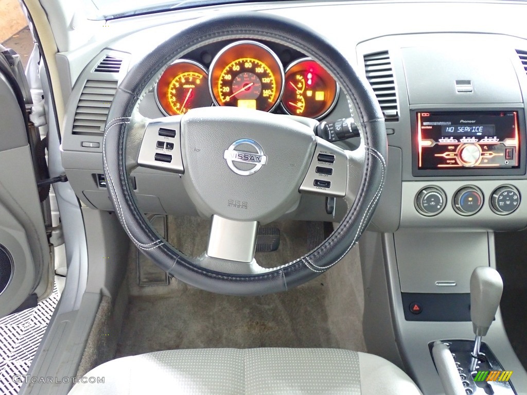 2005 Altima 2.5 S - Code Red / Charcoal photo #29