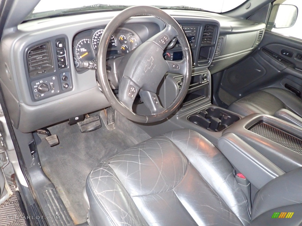 2004 Avalanche 1500 4x4 - Silver Birch Metallic / Dark Charcoal photo #17