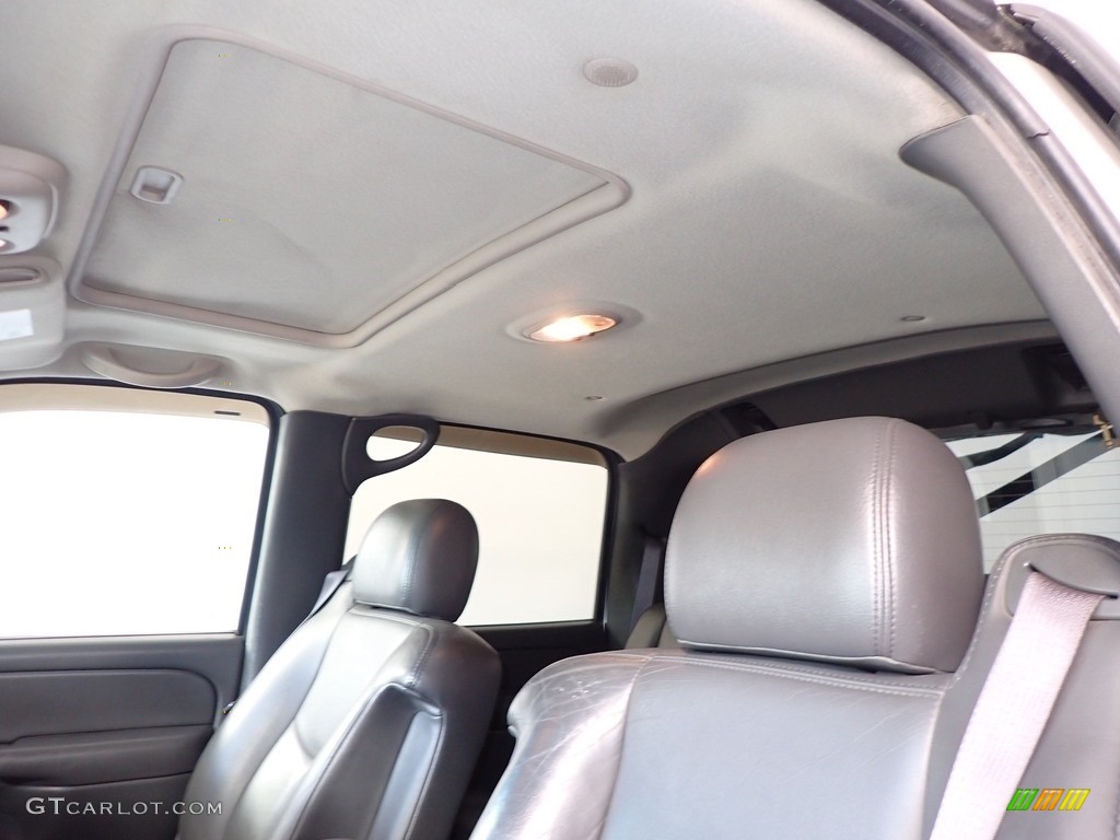 2004 Avalanche 1500 4x4 - Silver Birch Metallic / Dark Charcoal photo #29