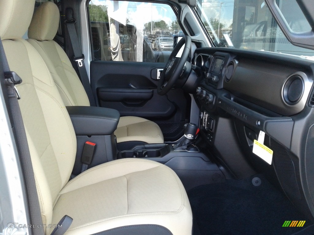 2020 Jeep Wrangler Unlimited Sport 4x4 Front Seat Photos
