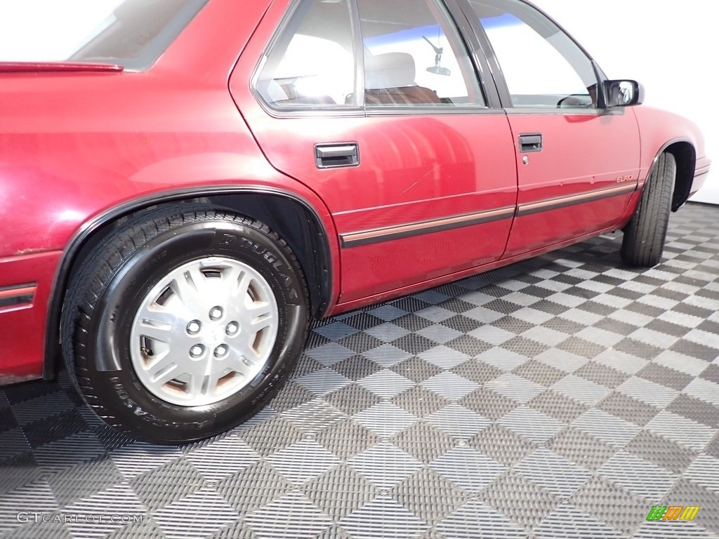 1992 Lumina Euro Sedan - Medium Garnet Red Metallic / Red photo #14