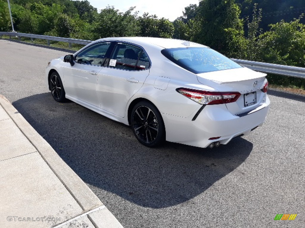 2020 Camry XSE AWD - Wind Chill Pearl / Black photo #2