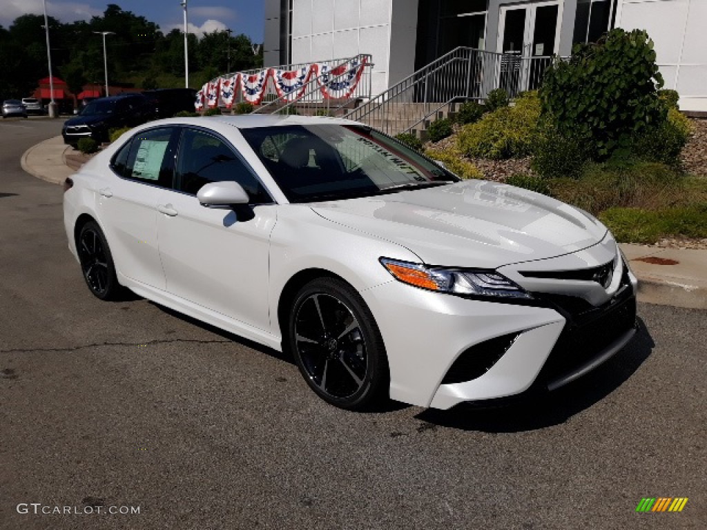 2020 Camry XSE AWD - Wind Chill Pearl / Black photo #33