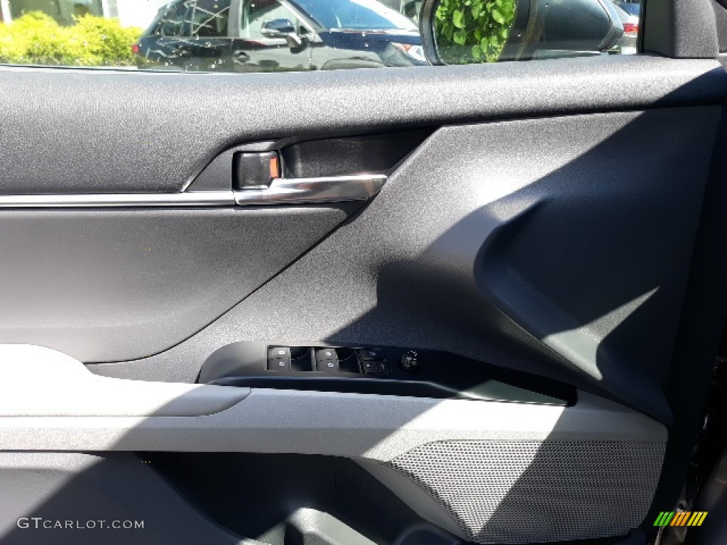 2020 Camry SE AWD - Predawn Gray Mica / Ash photo #8