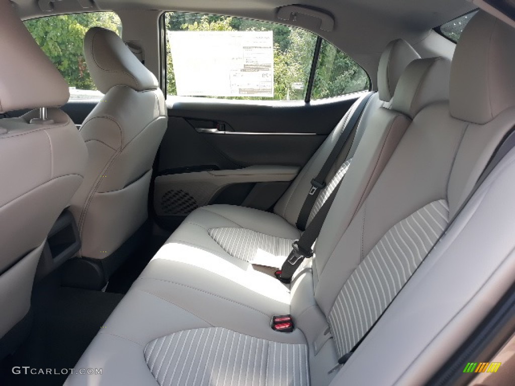 2020 Camry SE AWD - Predawn Gray Mica / Ash photo #26