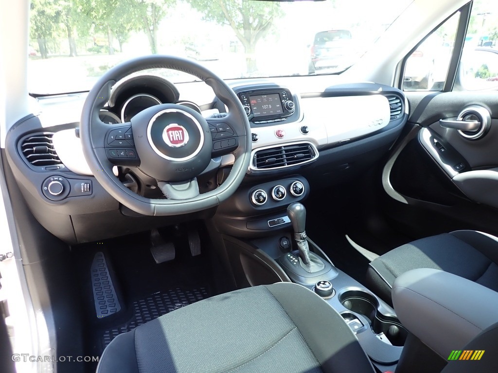 Black Interior 2016 Fiat 500X Easy AWD Photo #139020807