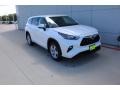 2020 Blizzard White Pearl Toyota Highlander LE  photo #2