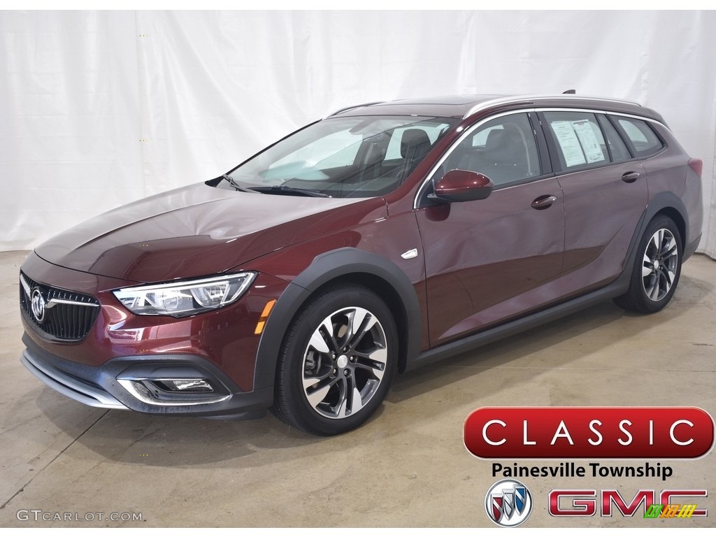 2018 Regal TourX Essence AWD - Rioja Red Metallic / Ebony photo #1