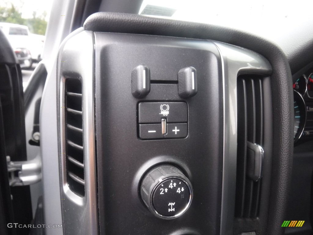 2016 Chevrolet Silverado 2500HD LT Crew Cab 4x4 Controls Photo #139028363