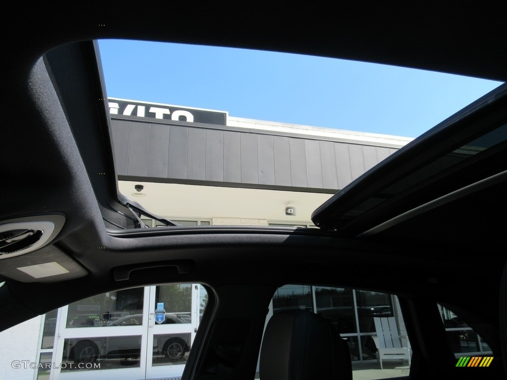 2020 Macan S - White / Black photo #13