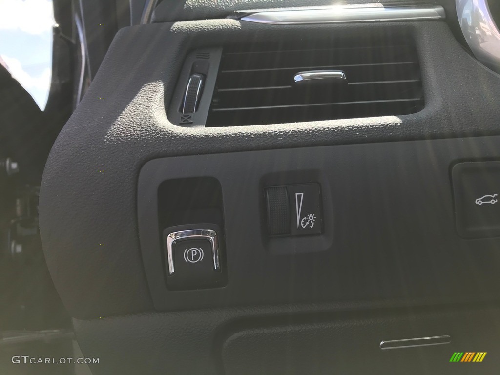 2019 Impala LT - Nightfall Gray Metallic / Jet Black/­Dark Titanium photo #14