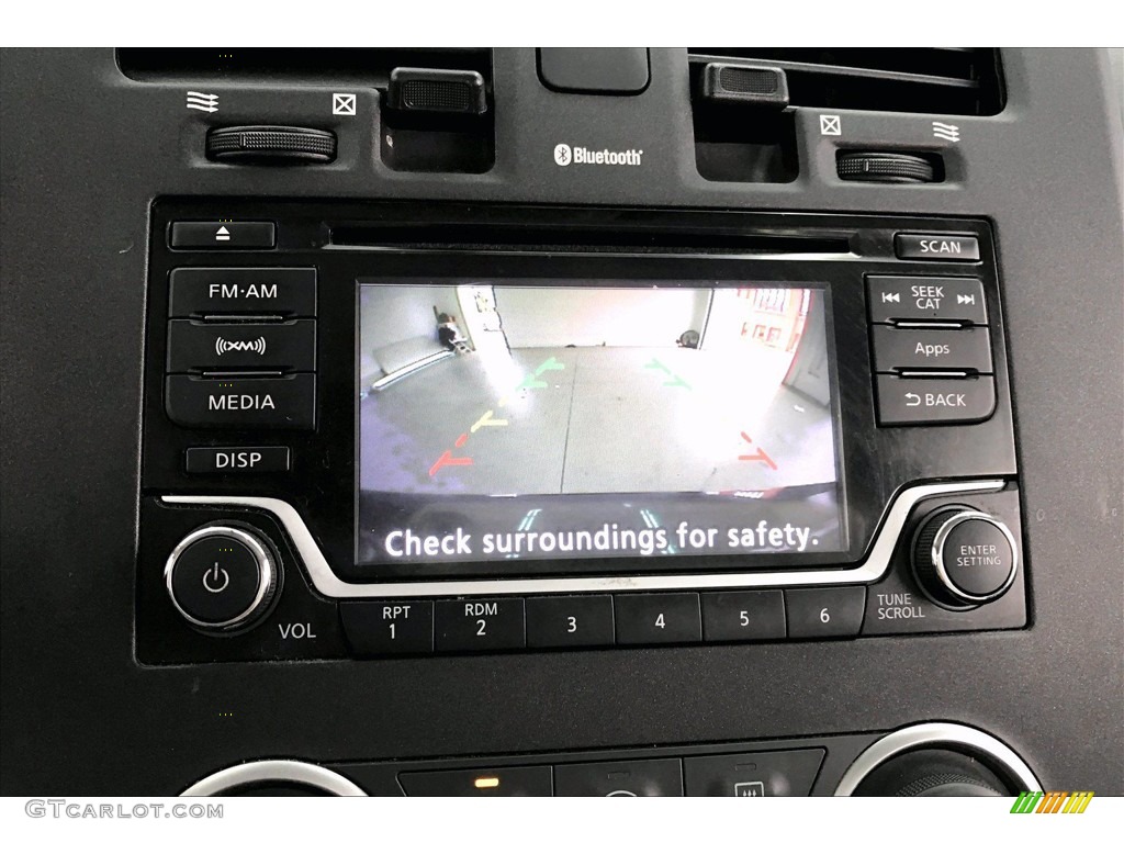 2016 Nissan LEAF S Controls Photo #139037507