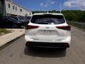 2020 Blizzard White Pearl Toyota Highlander XLE AWD  photo #34