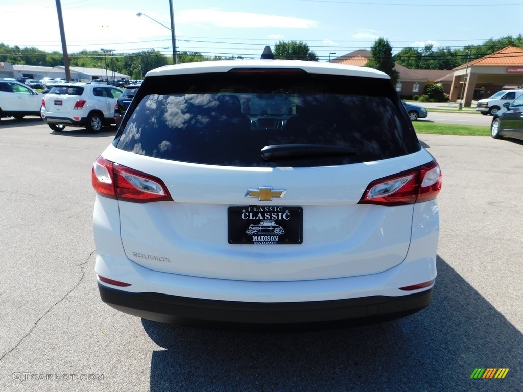 2020 Equinox LS - Summit White / Ash Gray photo #8