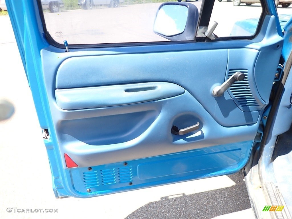 1994 Ford F150 XL Regular Cab Blue Door Panel Photo #139041424