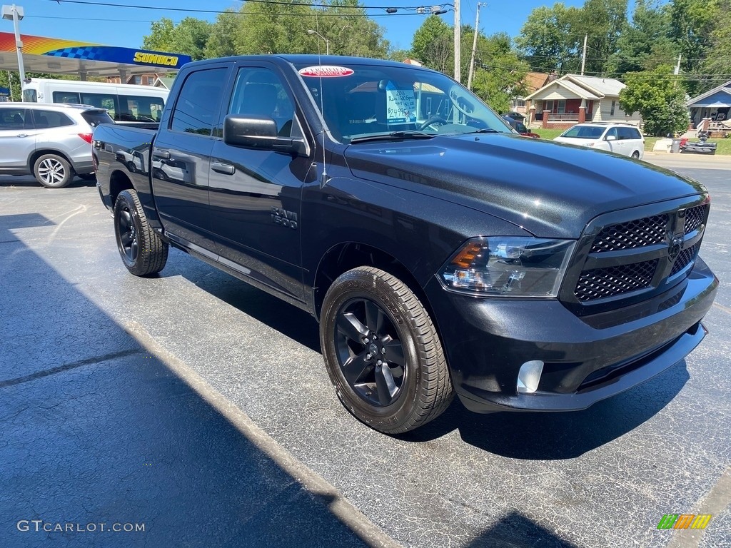 Brilliant Black Crystal Pearl 2016 Ram 1500 Express Crew Cab 4x4 Exterior Photo #139045342