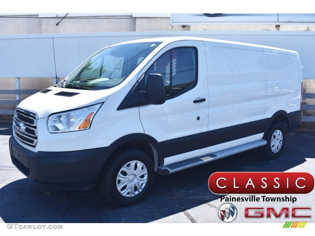 2019 Transit Van 250 LR Regular - Oxford White / Charcoal black photo #1