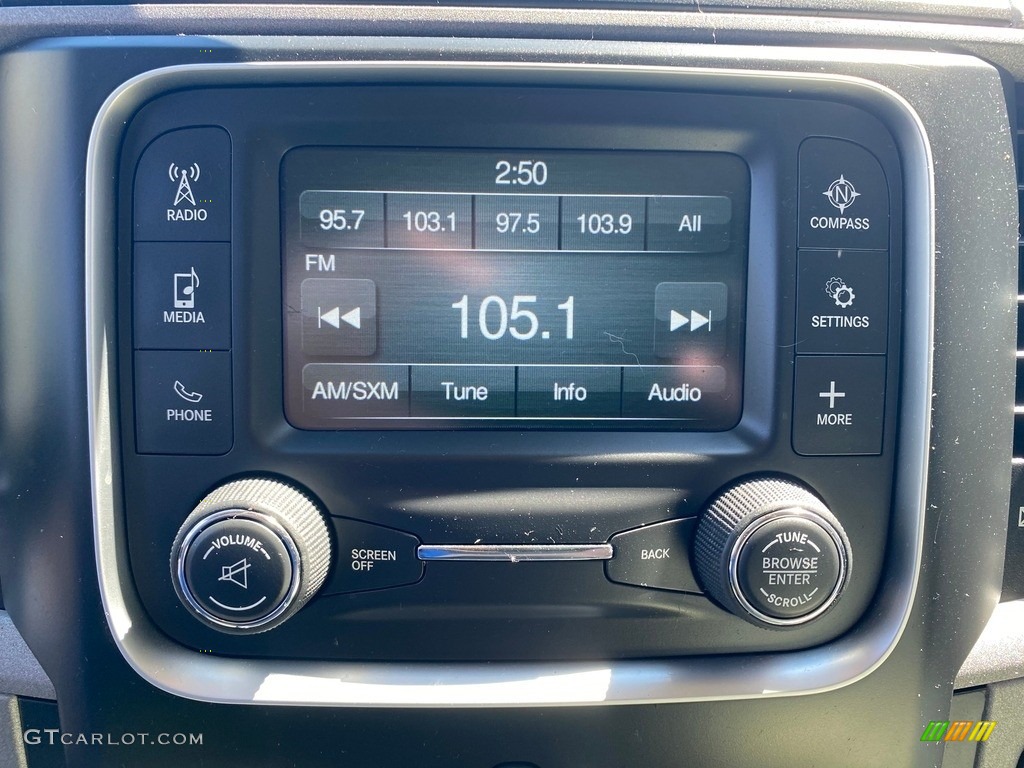 2016 Ram 1500 Express Crew Cab 4x4 Audio System Photo #139045669