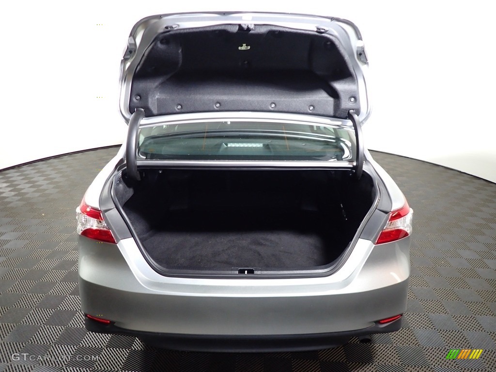 2019 Camry LE - Celestial Silver Metallic / Black photo #12
