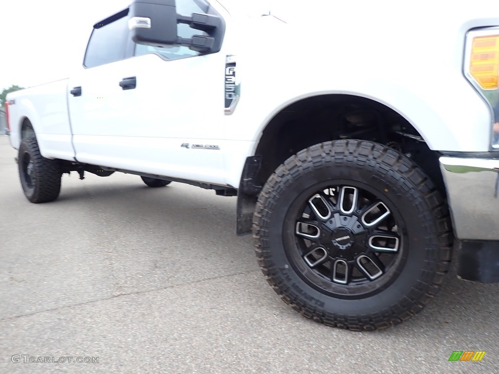 2017 Ford F350 Super Duty XLT Crew Cab 4x4 Custom Wheels Photo #139054320