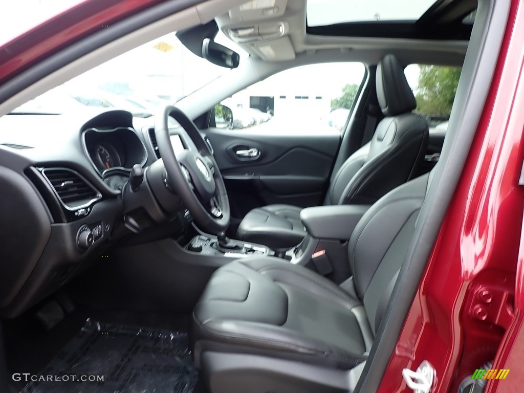 2020 Cherokee Altitude 4x4 - Velvet Red Pearl / Black photo #14