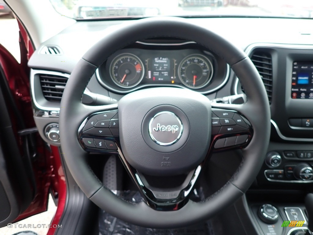 2020 Cherokee Altitude 4x4 - Velvet Red Pearl / Black photo #18