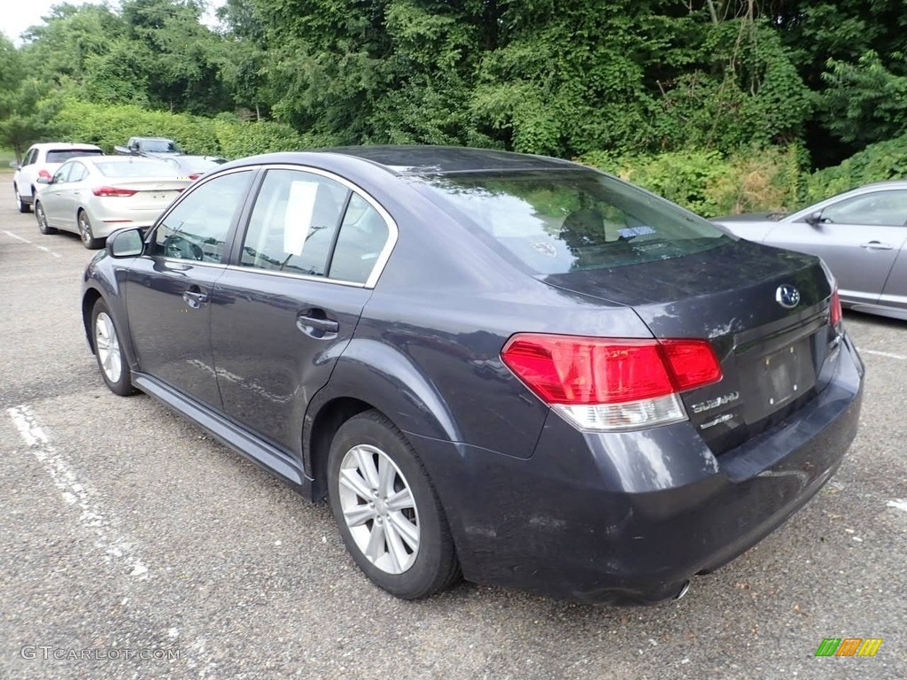 2011 Legacy 2.5i Premium - Graphite Gray Metallic / Off-Black photo #2
