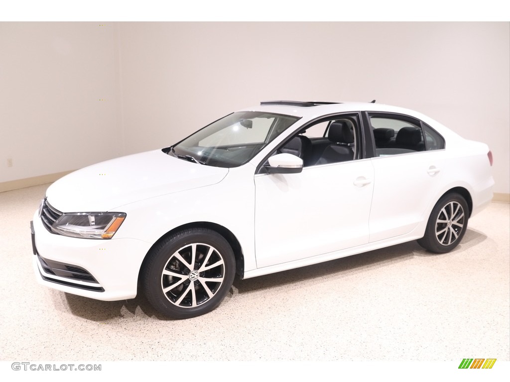 2017 Jetta SE - Pure White / Titan Black photo #3