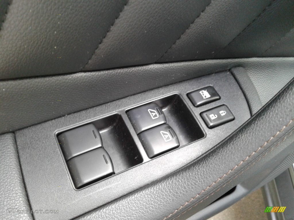 2017 Infiniti QX70 AWD Graphite Door Panel Photo #139064970