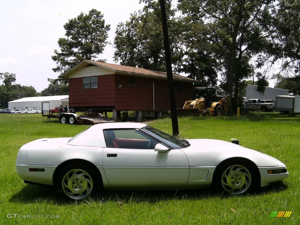 1995 Corvette Convertible - Arctic White / Red photo #8