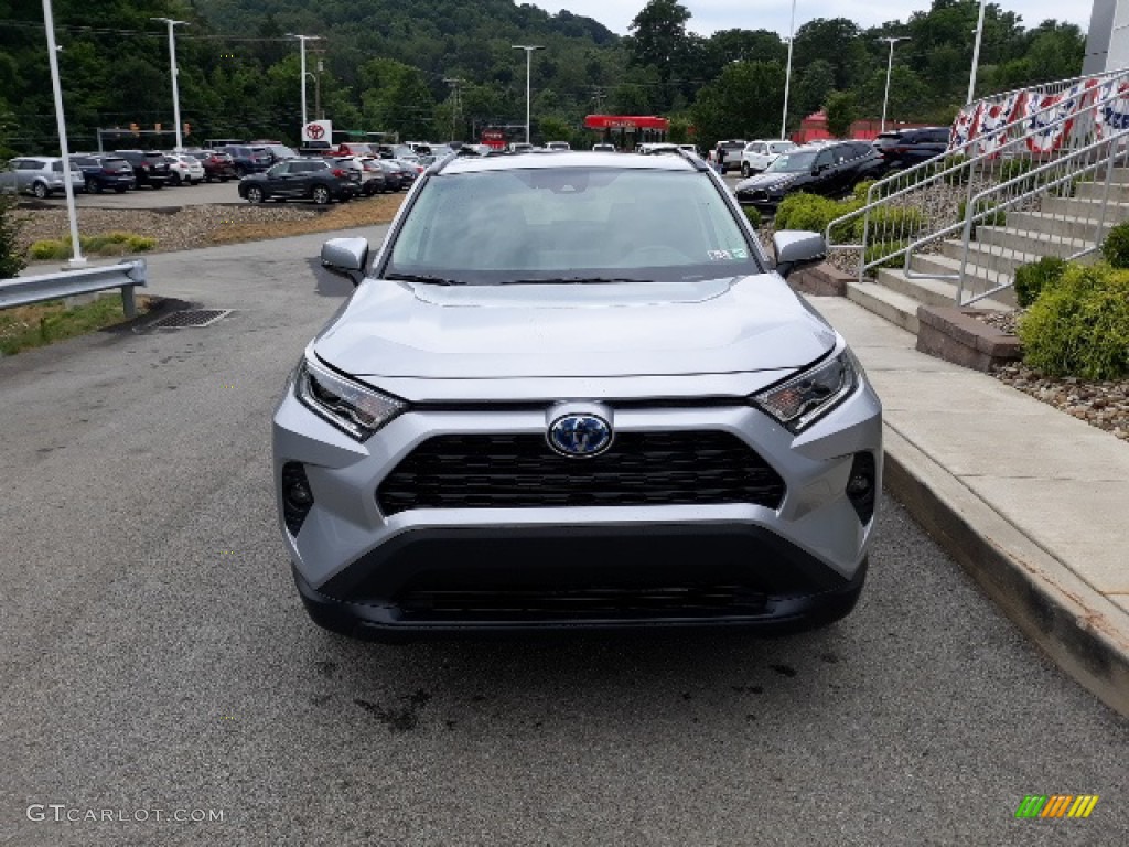 2020 RAV4 XLE AWD Hybrid - Silver Sky Metallic / Black photo #30