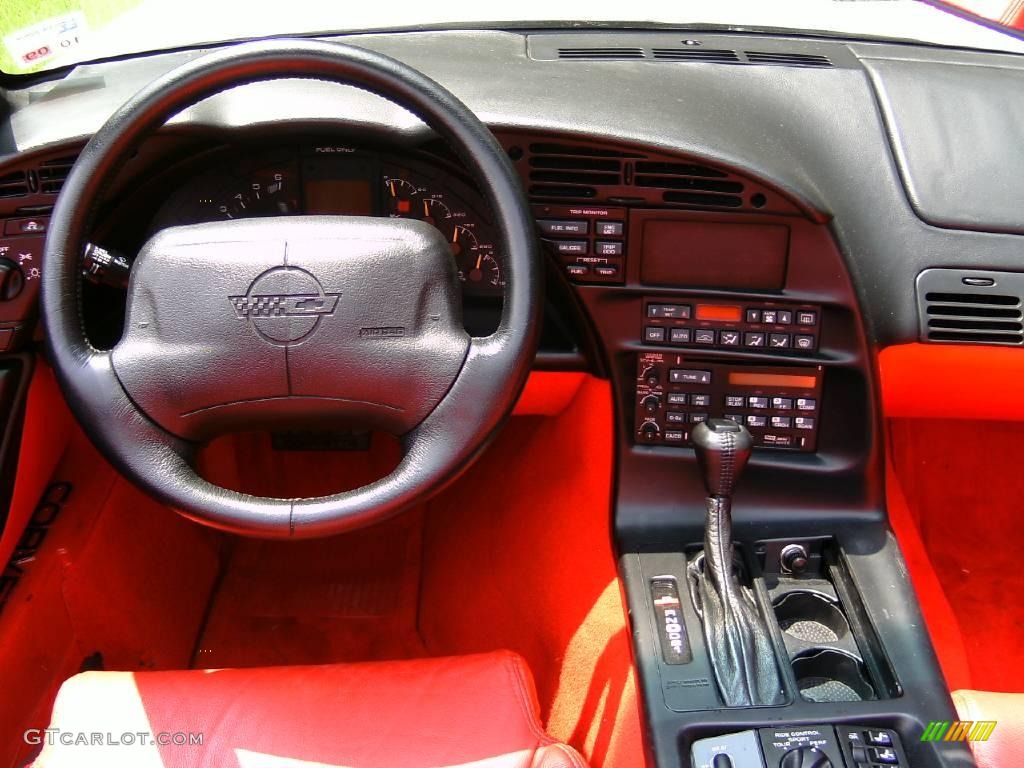 1995 Corvette Convertible - Arctic White / Red photo #23