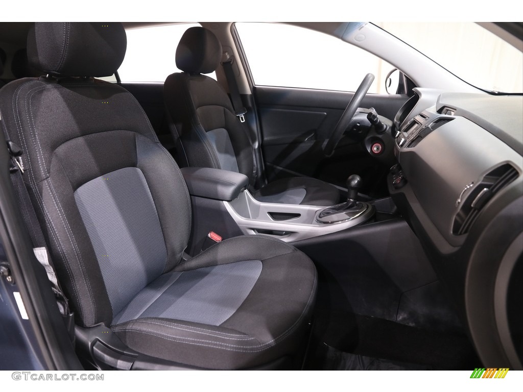 2016 Kia Sportage LX Front Seat Photo #139069557