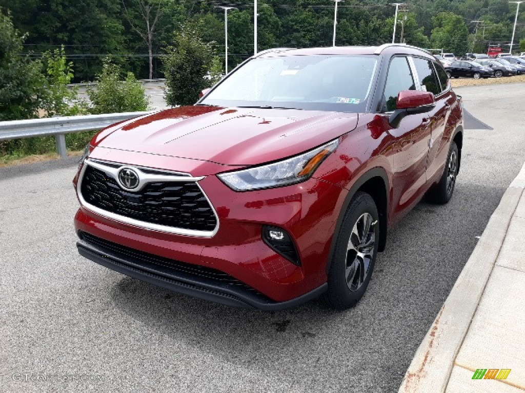 2020 Highlander XLE AWD - Ruby Flare Pearl / Black photo #29