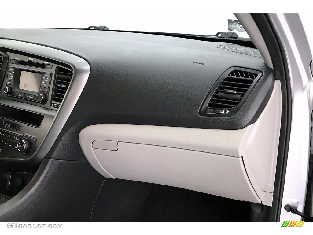 2013 Optima LX - Bright Silver Metallic / Gray photo #28