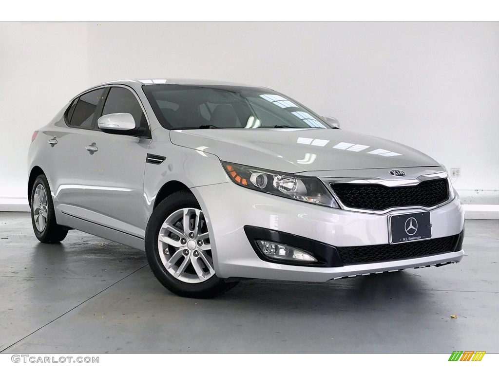 2013 Optima LX - Bright Silver Metallic / Gray photo #33